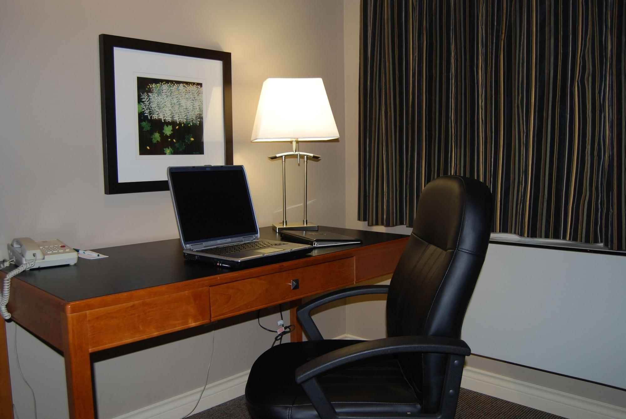 Quality Inn West Edmonton Exteriör bild