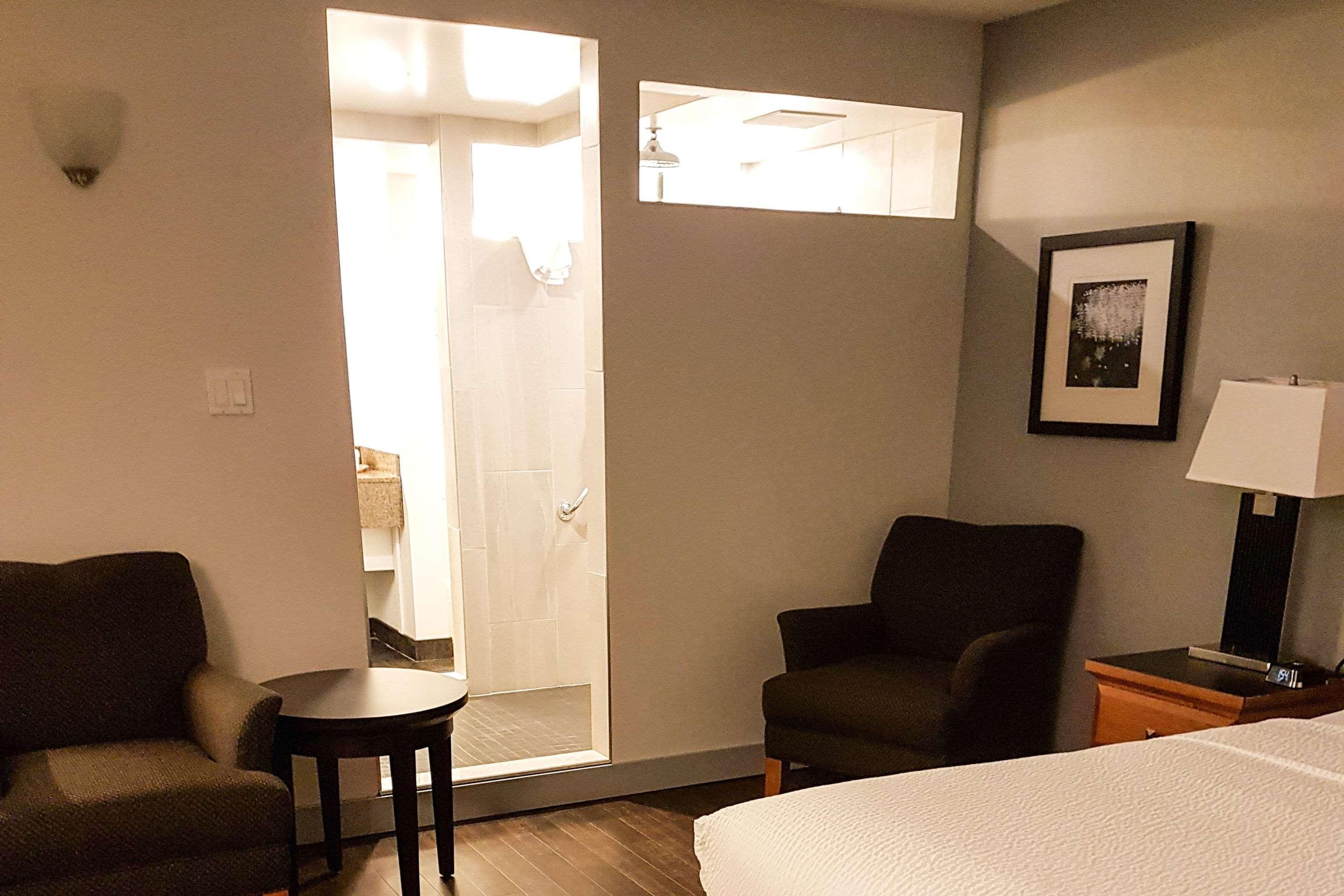 Quality Inn West Edmonton Exteriör bild